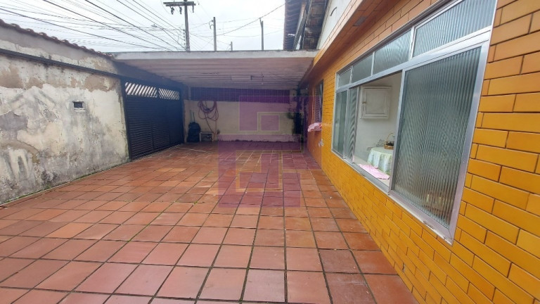 Imagem Casa com 2 Quartos à Venda, 360 m² em Vila Santo Antônio - Guarujá Imagem Casa com 2 Quartos à Venda, 360 m² em Vila Santo Antônio - Guarujá