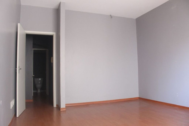 Imagem Imóvel à Venda, 33 m² em Bom Fim - Porto Alegre Imagem Imóvel à Venda, 33 m² em Bom Fim - Porto Alegre