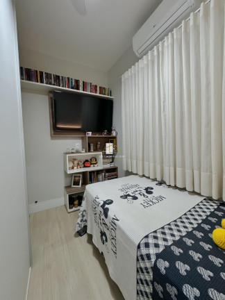 Imagem Casa com 3 Quartos à Venda, 245 m² em Nova Carapina I - Serra