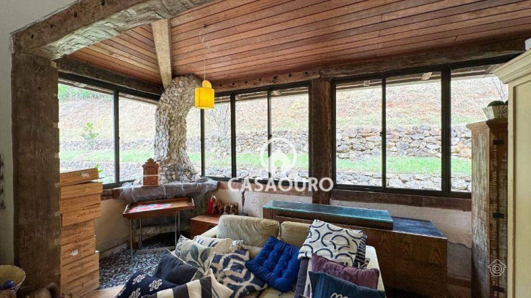 Imagem Casa com 3 Quartos à Venda, 360 m² em Pasargada - Nova Lima Imagem Casa com 3 Quartos à Venda, 360 m² em Pasargada - Nova Lima