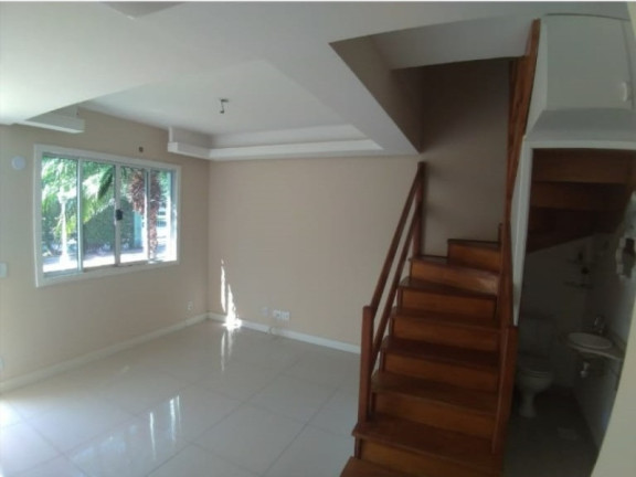 Imagem Sobrado com 2 Quartos à Venda, 76 m² em Sarandi - Porto Alegre Imagem Sobrado com 2 Quartos à Venda, 76 m² em Sarandi - Porto Alegre