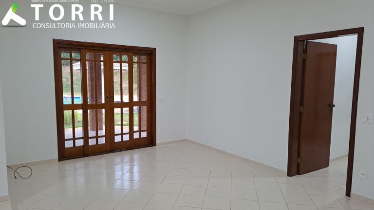 Imagem Imóvel com 3 Quartos à Venda, 250 m² em Condomínio Village Castelo - Itu Imagem Imóvel com 3 Quartos à Venda, 250 m² em Condomínio Village Castelo - Itu