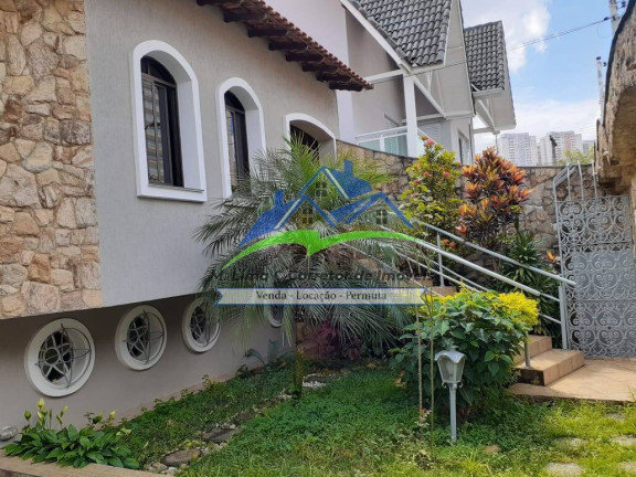 Imagem Casa com 3 Quartos à Venda, em Vila Galvão - Guarulhos Imagem Casa com 3 Quartos à Venda, em Vila Galvão - Guarulhos