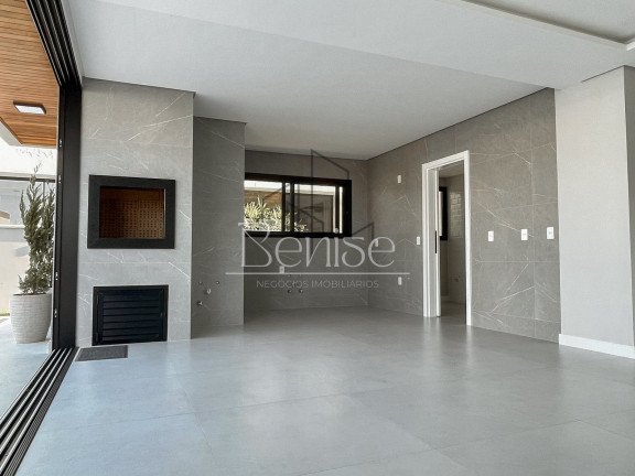 Imagem Casa com 4 Quartos à Venda, 285 m² em Santa Regina - Camboriú