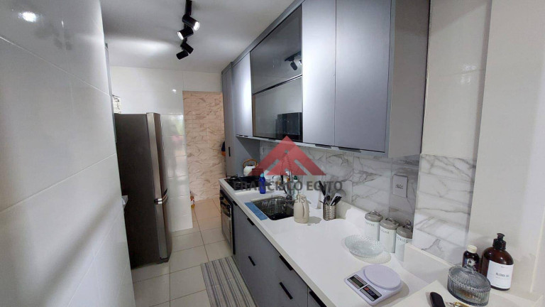 Imagem Apartamento com 2 Quartos à Venda, 67 m² em Mutuá - São Gonçalo Imagem Apartamento com 2 Quartos à Venda, 67 m² em Mutuá - São Gonçalo