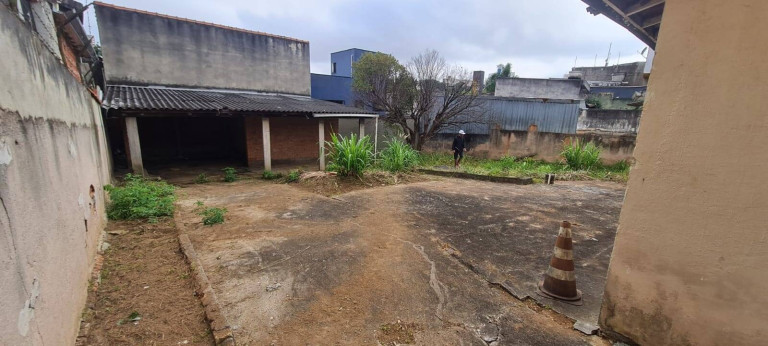 Imagem Terreno à Venda, 660 m² em Taboão - Diadema Imagem Terreno à Venda, 660 m² em Taboão - Diadema