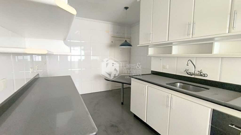 Imagem Apartamento com 3 Quartos à Venda, 129 m² em Itaim Bibi - São Paulo Imagem Apartamento com 3 Quartos à Venda, 129 m² em Itaim Bibi - São Paulo