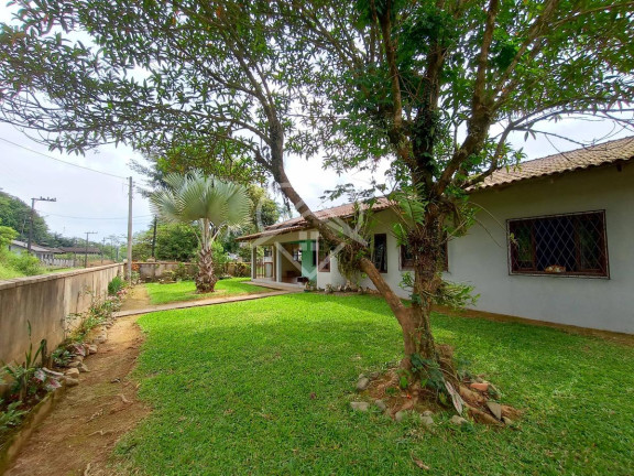 Imagem Casa com 5 Quartos à Venda, 220 m² Imagem Casa com 5 Quartos à Venda, 220 m²