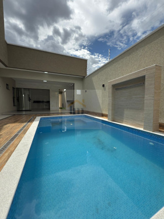 Imagem Casa com 3 Quartos à Venda, 182 m² em Residencial Barravento - Goiânia
