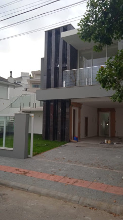 Imagem Casa com 3 Quartos à Venda, 245 m² em Pedra Branca - Palhoça Imagem Casa com 3 Quartos à Venda, 245 m² em Pedra Branca - Palhoça