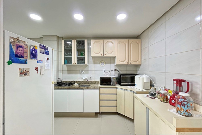 Imagem Apartamento com 2 Quartos à Venda, 62 m² em Menino Deus - Porto Alegre Imagem Apartamento com 2 Quartos à Venda, 62 m² em Menino Deus - Porto Alegre