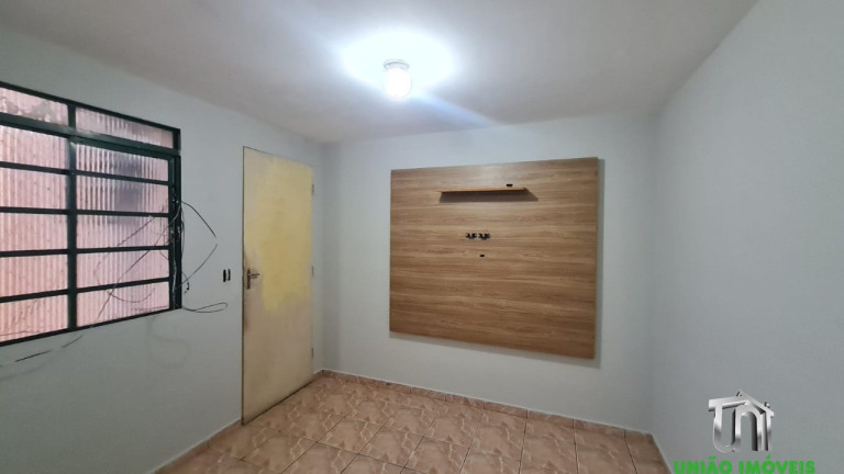 Imagem Imóvel com 2 Quartos à Venda, 55 m² em Penha - Bragança Paulista Imagem Imóvel com 2 Quartos à Venda, 55 m² em Penha - Bragança Paulista