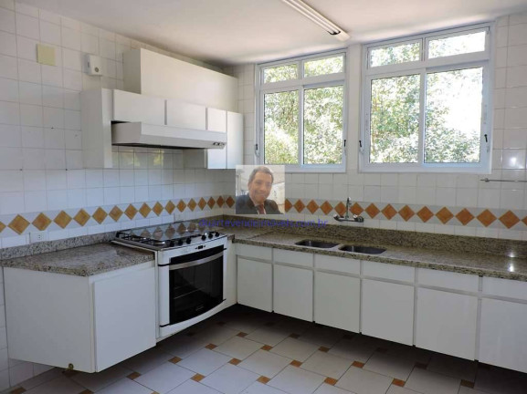Imagem Casa com 6 Quartos à Venda, 550 m² em Vila Appia Antica - Carapicuíba Imagem Casa com 6 Quartos à Venda, 550 m² em Vila Appia Antica - Carapicuíba
