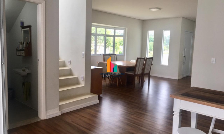 Imagem Casa com 3 Quartos à Venda, 318 m² em Bairro Jardim Promeca - Várzea Paulista Imagem Casa com 3 Quartos à Venda, 318 m² em Bairro Jardim Promeca - Várzea Paulista