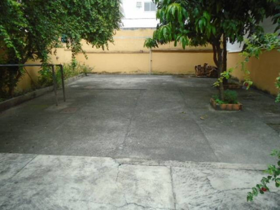 Imagem Casa com 5 Quartos à Venda, 374 m² em Vila Valqueire - Rio De Janeiro