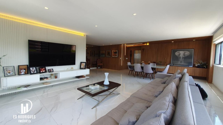 Imagem Cobertura com 5 Quartos à Venda, 356 m² em Ponta Verde - Maceió Imagem Cobertura com 5 Quartos à Venda, 356 m² em Ponta Verde - Maceió