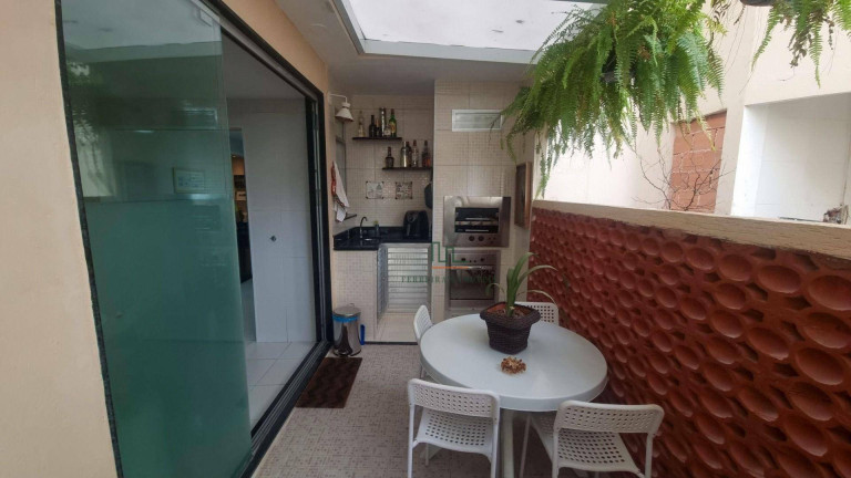 Imagem Apartamento com 3 Quartos à Venda, 98 m² em Icaraí - Niterói Imagem Apartamento com 3 Quartos à Venda, 98 m² em Icaraí - Niterói