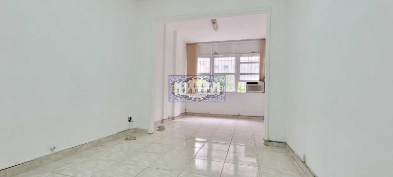 Imagem Sala Comercial à Venda ou Locação, 27 m² em Centro - Rio De Janeiro Imagem Sala Comercial à Venda ou Locação, 27 m² em Centro - Rio De Janeiro