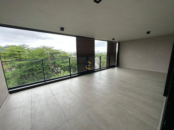 Imagem Cobertura com 4 Quartos à Venda, 337 m² em Lagoa - Rio De Janeiro Imagem Cobertura com 4 Quartos à Venda, 337 m² em Lagoa - Rio De Janeiro