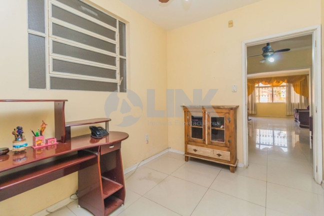 Imagem Casa com 3 Quartos à Venda, 180 m² em Sarandi - Porto Alegre Imagem Casa com 3 Quartos à Venda, 180 m² em Sarandi - Porto Alegre