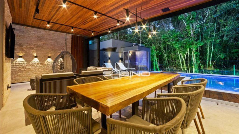 Imagem Casa com 5 Quartos à Venda, 384 m² em Riviera Módulo 16 - Bertioga Imagem Casa com 5 Quartos à Venda, 384 m² em Riviera Módulo 16 - Bertioga