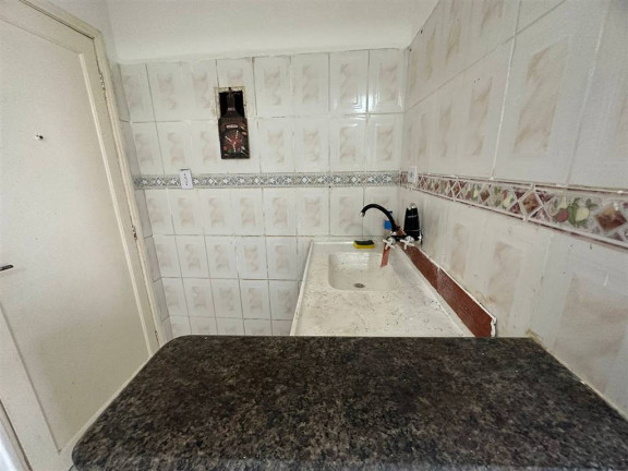 Imagem Kitnet à Venda, 20 m² em Aviação - Praia Grande Imagem Kitnet à Venda, 20 m² em Aviação - Praia Grande