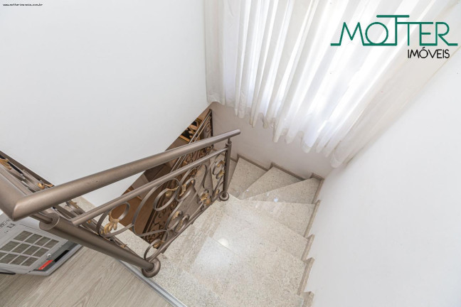 Imagem Casa com 3 Quartos à Venda, 88 m² em Santa Quitéria - Curitiba