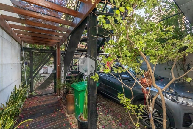 Imagem Casa com 3 Quartos à Venda, 200 m² em Vila Nova Conceição - São Paulo Imagem Casa com 3 Quartos à Venda, 200 m² em Vila Nova Conceição - São Paulo