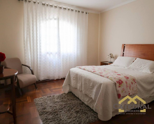 Imagem Casa com 4 Quartos para Alugar, 232 m² em Caxambu - Jundiaí