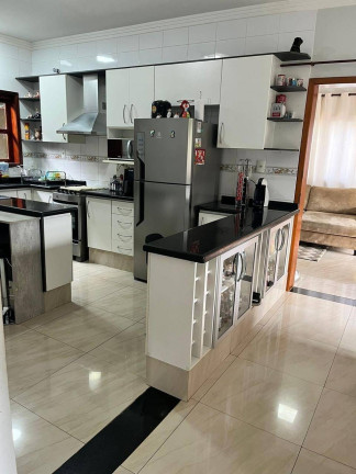 Imagem Casa com 2 Quartos à Venda, 120 m² em Goiabal - Pindamonhangaba