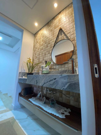 Imagem Casa de Condomínio com 3 Quartos à Venda, 258 m²