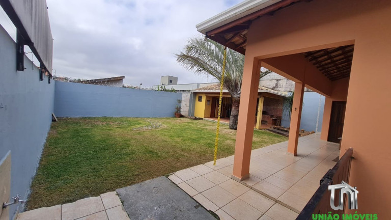 Imagem Casa com 3 Quartos à Venda, 181 m² em Residencial Das Ilhas - Braganca Paulista Imagem Casa com 3 Quartos à Venda, 181 m² em Residencial Das Ilhas - Braganca Paulista