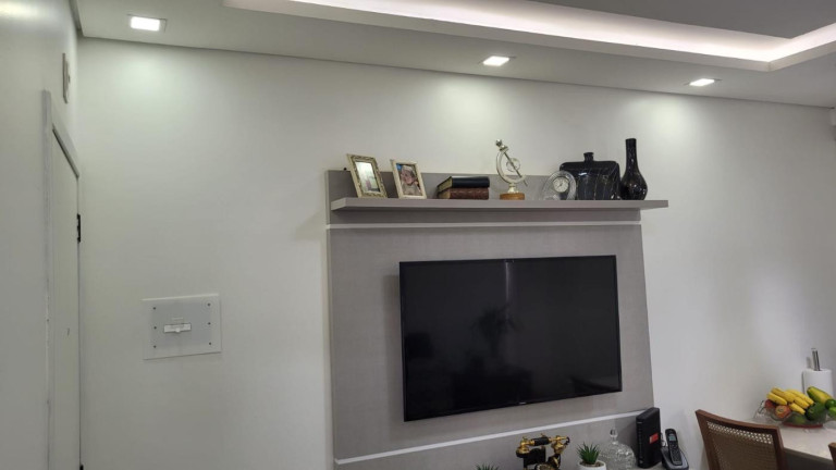 Imagem Apartamento com 2 Quartos à Venda, 52 m² em Saguaçu - Joinville