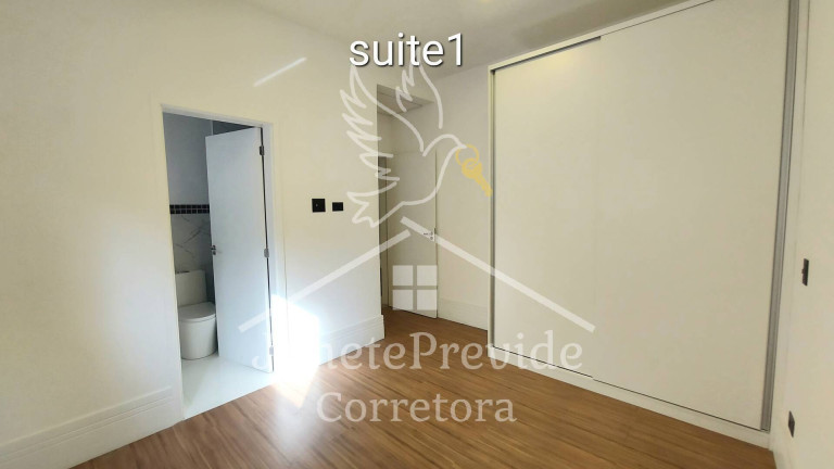 Imagem Casa de Condomínio com 4 Quartos à Venda, 200 m² em Alphaville - Santana De Parnaíba Imagem Casa de Condomínio com 4 Quartos à Venda, 200 m² em Alphaville - Santana De Parnaíba