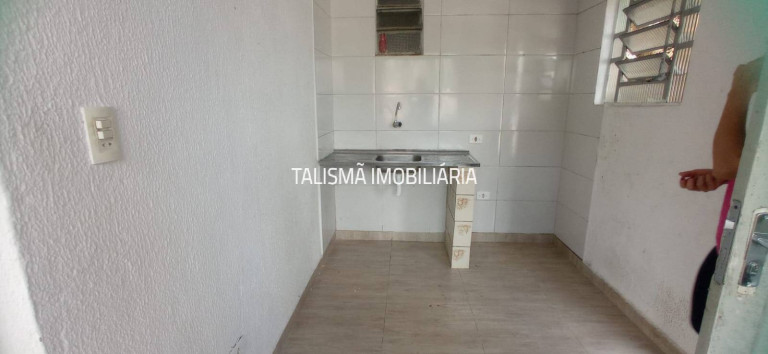 Imagem Casa com 1 Quarto para Alugar, 70 m² em Jardim Record - Taboão Da Serra