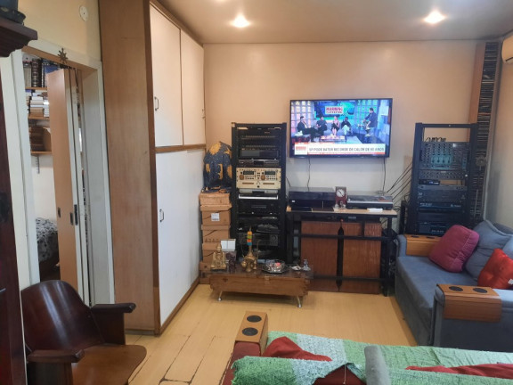 Imagem Apartamento com 1 Quarto à Venda, 66 m² em Centro Histórico - Porto Alegre Imagem Apartamento com 1 Quarto à Venda, 66 m² em Centro Histórico - Porto Alegre