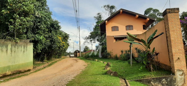 Imagem Imóvel com 3 Quartos à Venda, 5.178 m² em Tijuco Preto - Jundiaí