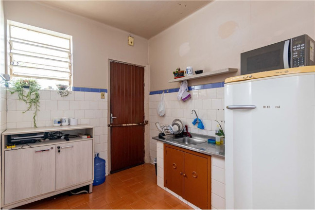 Imagem Casa com 4 Quartos à Venda,  em Petrópolis - Porto Alegre
