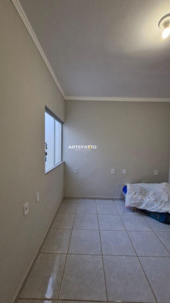 Imagem Casa com 2 Quartos à Venda, 125 m² Imagem Casa com 2 Quartos à Venda, 125 m²