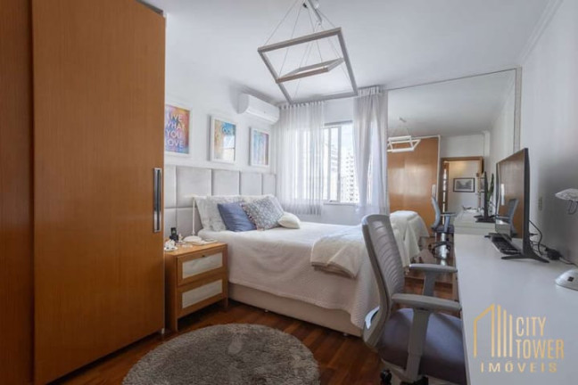 Imagem Apartamento com 3 Quartos à Venda, 228 m² em Itaim Bibi - São Paulo Imagem Apartamento com 3 Quartos à Venda, 228 m² em Itaim Bibi - São Paulo