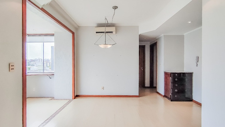 Apartamento com 2 Quartos à Venda, 69 m² em Jardim Botânico - Porto Alegre