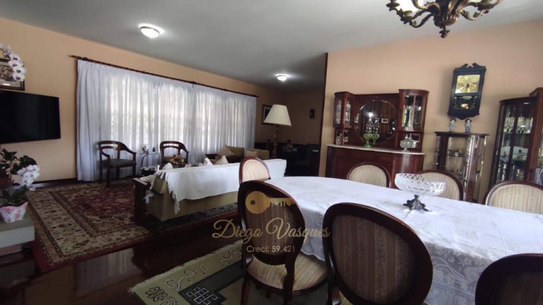 Imagem Casa com 6 Quartos à Venda, 700 m² em Tijuca - Teresópolis Imagem Casa com 6 Quartos à Venda, 700 m² em Tijuca - Teresópolis
