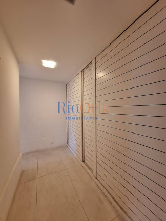 Imagem Apartamento com 4 Quartos à Venda, 300 m² em Barra Da Tijuca - Rio De Janeiro
