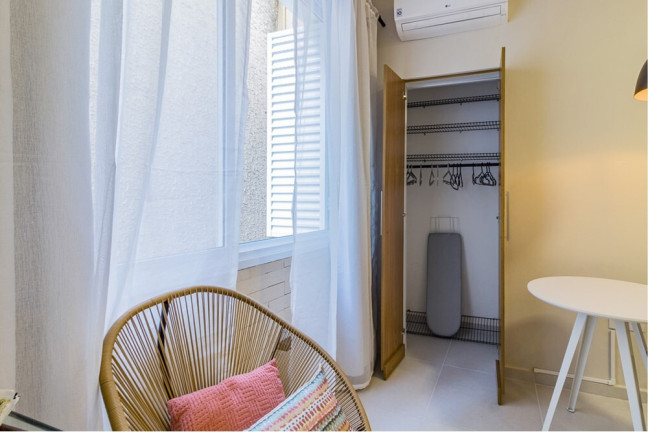 Imagem Apartamento com 1 Quarto à Venda, 26 m² em Auxiliadora - Porto Alegre Imagem Apartamento com 1 Quarto à Venda, 26 m² em Auxiliadora - Porto Alegre
