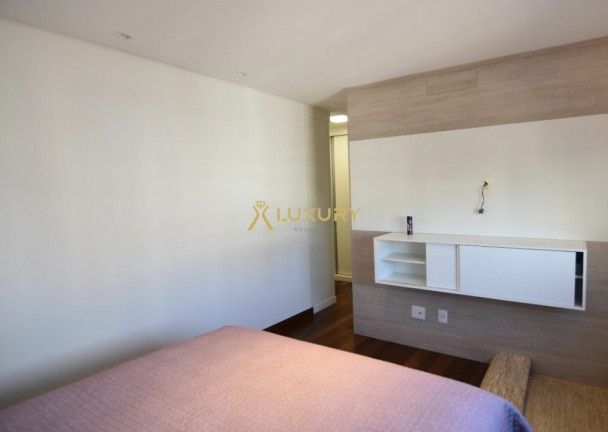 Imagem Imóvel com 4 Quartos à Venda, 137 m² em Vila Da Serra - Nova Lima Imagem Imóvel com 4 Quartos à Venda, 137 m² em Vila Da Serra - Nova Lima