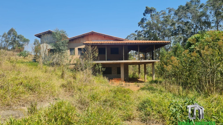 Imagem Imóvel com 3 Quartos à Venda, em Arara Dos Pereiras - Bragança Paulista Imagem Imóvel com 3 Quartos à Venda, em Arara Dos Pereiras - Bragança Paulista