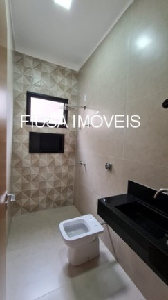 Imagem Casa com 3 Quartos à Venda, em Centro - Brodowski Imagem Casa com 3 Quartos à Venda, em Centro - Brodowski