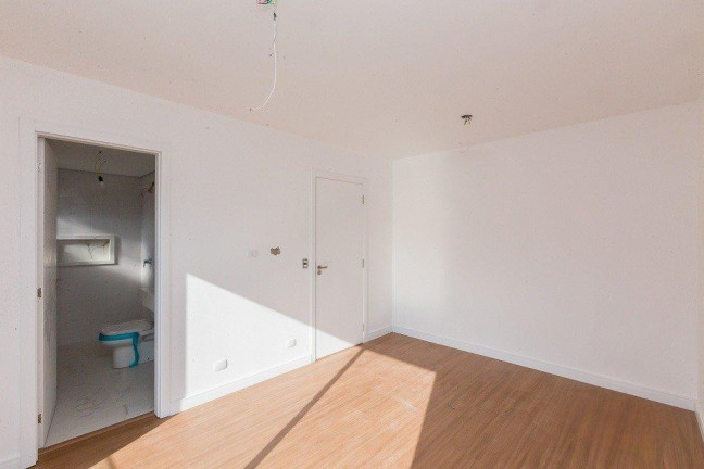 Imagem Sobrado com 4 Quartos à Venda, 164 m² em Abranches - Curitiba Imagem Sobrado com 4 Quartos à Venda, 164 m² em Abranches - Curitiba