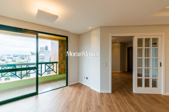 Imagem Apartamento com 3 Quartos à Venda, 149 m² em Centro - Curitiba Imagem Apartamento com 3 Quartos à Venda, 149 m² em Centro - Curitiba