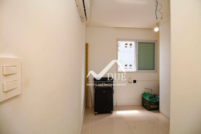 Imagem Apartamento com 3 Quartos à Venda, 125 m² em Ponta Da Praia - Santos Imagem Apartamento com 3 Quartos à Venda, 125 m² em Ponta Da Praia - Santos